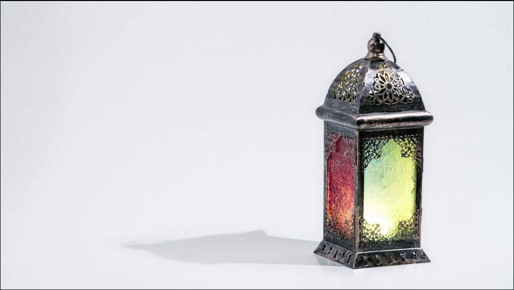 Ramadan Lantern on White Background – Festive Timelapse Video – Ramadan Kareem