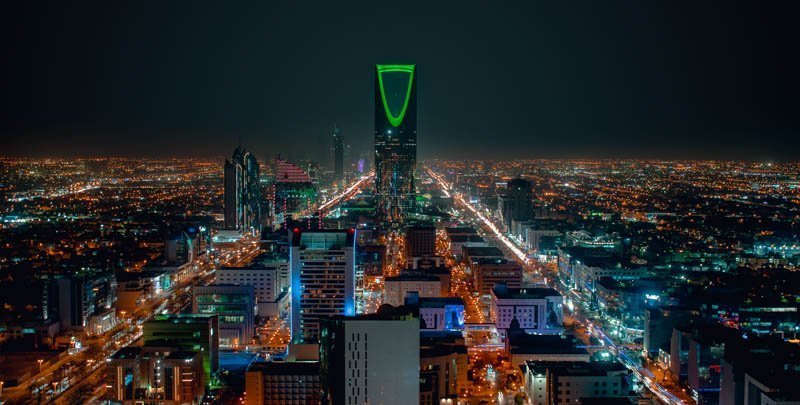 Saudi Arabia Riyadh Landscape at Night – Kingdom Centre – Photo 1