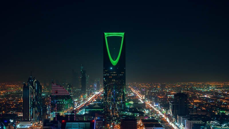 Saudi Arabia Riyadh Landscape at Night – Kingdom Centre – Photo 2