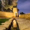 Old Saudi Arabia House with Door and Garden – Mud Architecture – Photo 2
