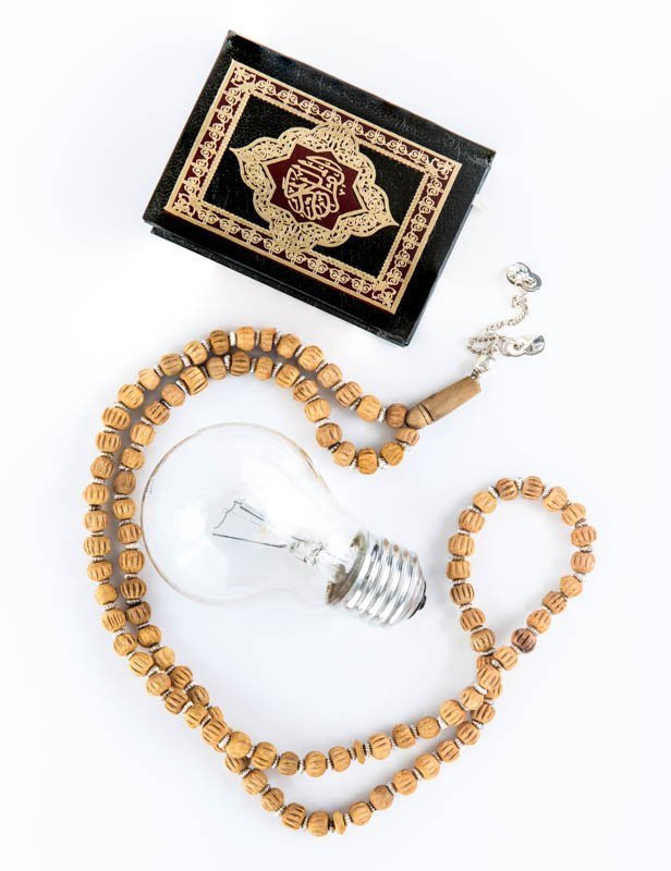 Quran with Rosary and Lamp – Holy Book of Muslims – Photo 1