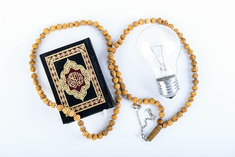 Quran with Rosary and Lamp – Holy Book of Muslims – Photo 4