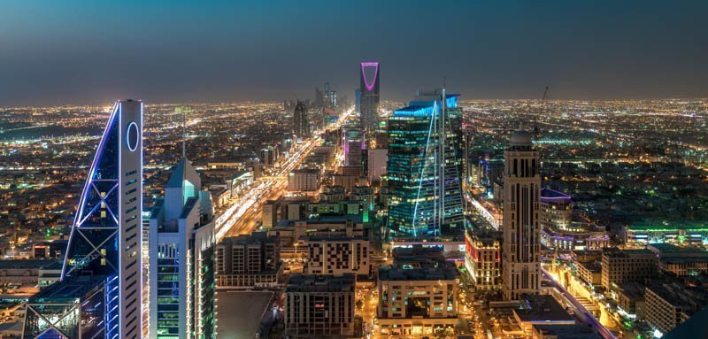 Saudi Arabia Riyadh Landscape at Night – Kingdom Tower – Photo 1