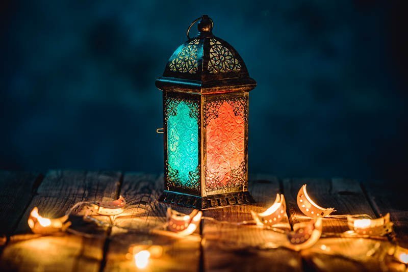Ramadan Lantern Glowing with Colorful Bokeh Lights at Night – Photo 2