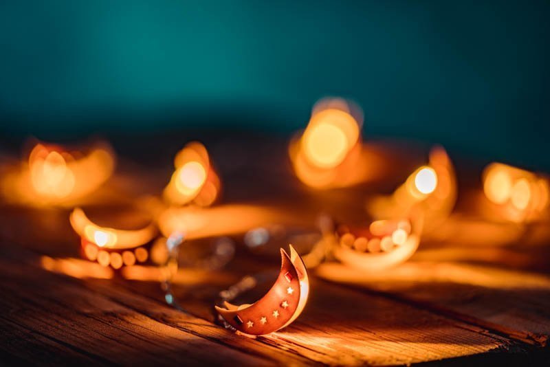 Ramadan Moon with Colorful Bokeh Lights Glowing at Night – Photo 5