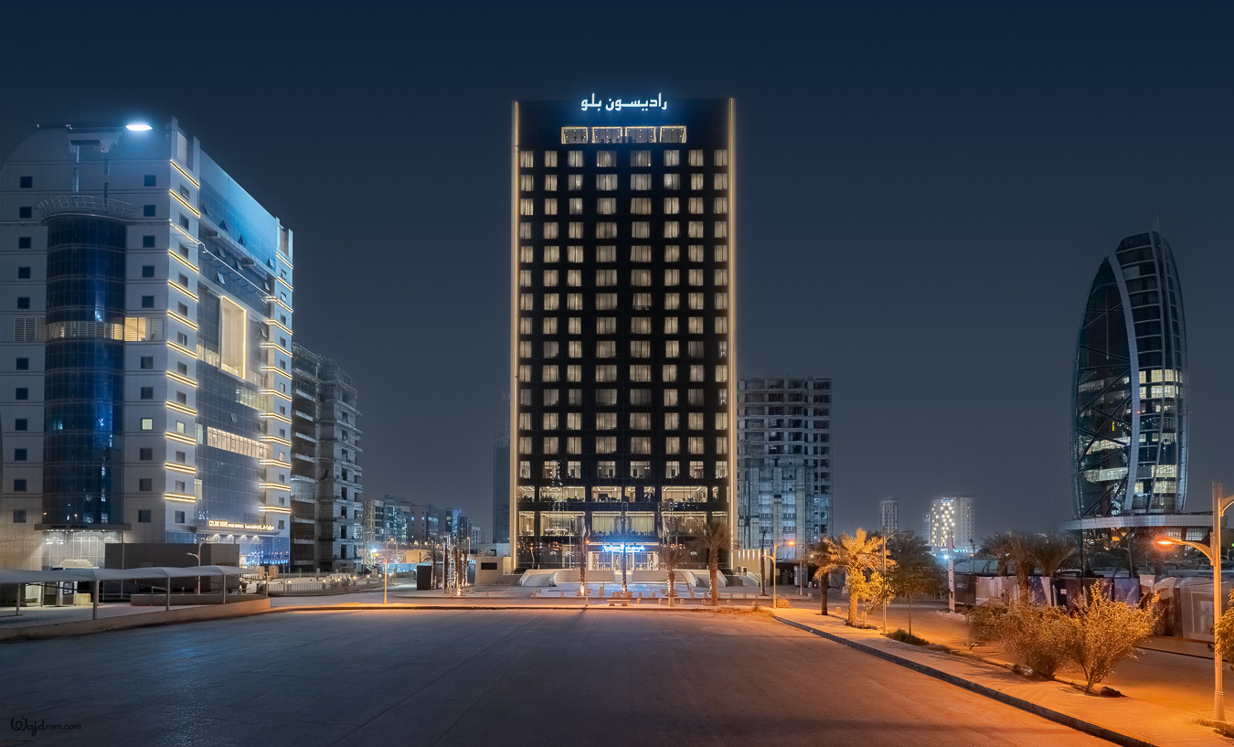 Hotel exterior facade at dusk — architecture photography by Wajd Ramadan for Radisson Blu Sahafa, Riyadh, Saudi Arabia.